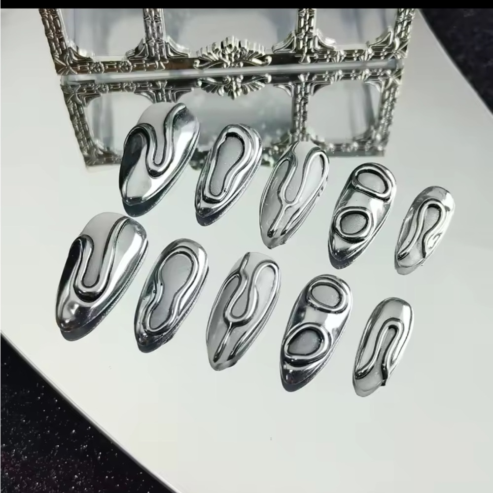 Silver Chrome Metallic Hand Painted Press On Nails